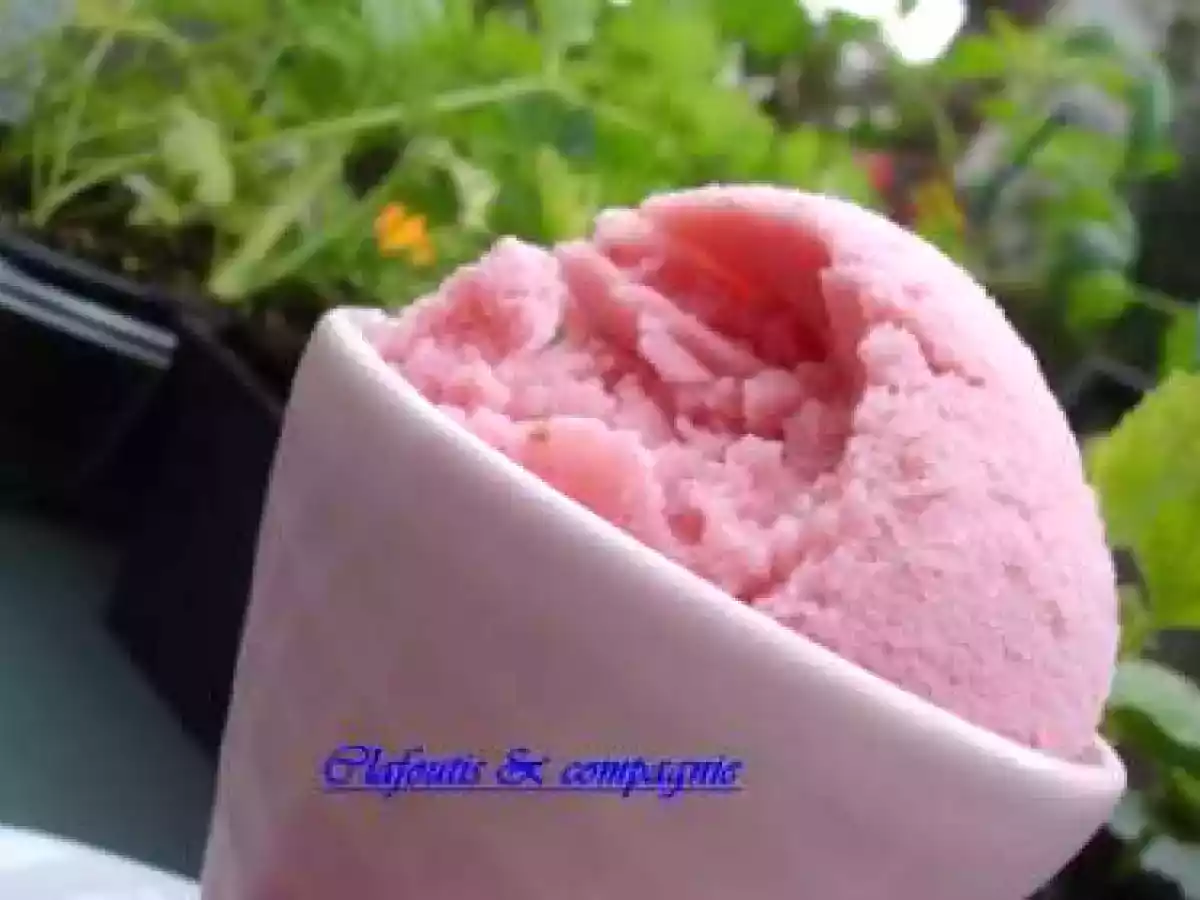 Crème glacée au lait de soja et aux fraises - photo 2