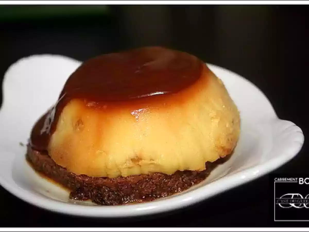 Crème renversée coco-mangue sur croustillant coco