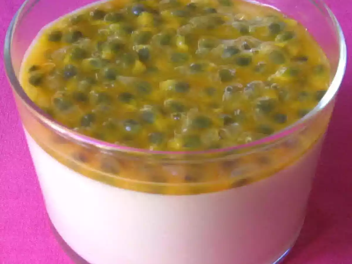 Crèmes avec mangue et fruits de la passion