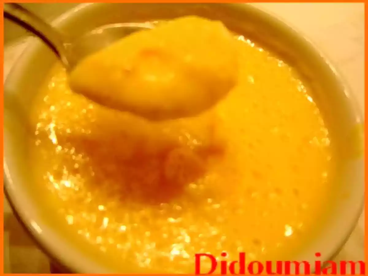 Crèmes desserts à la pêche