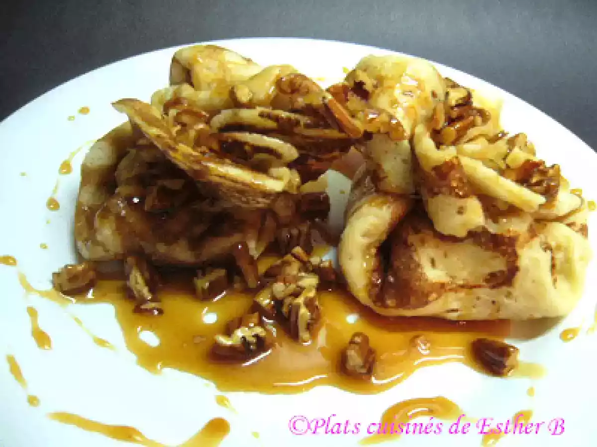 Crêpes au babeurre, sauce caramel à l'érable et aux pacanes - photo 2