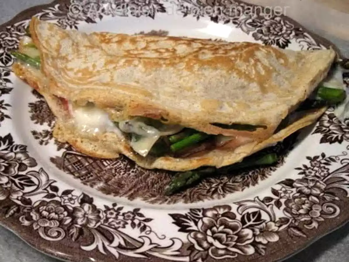 Crêpes farcies aux jambons et asperges