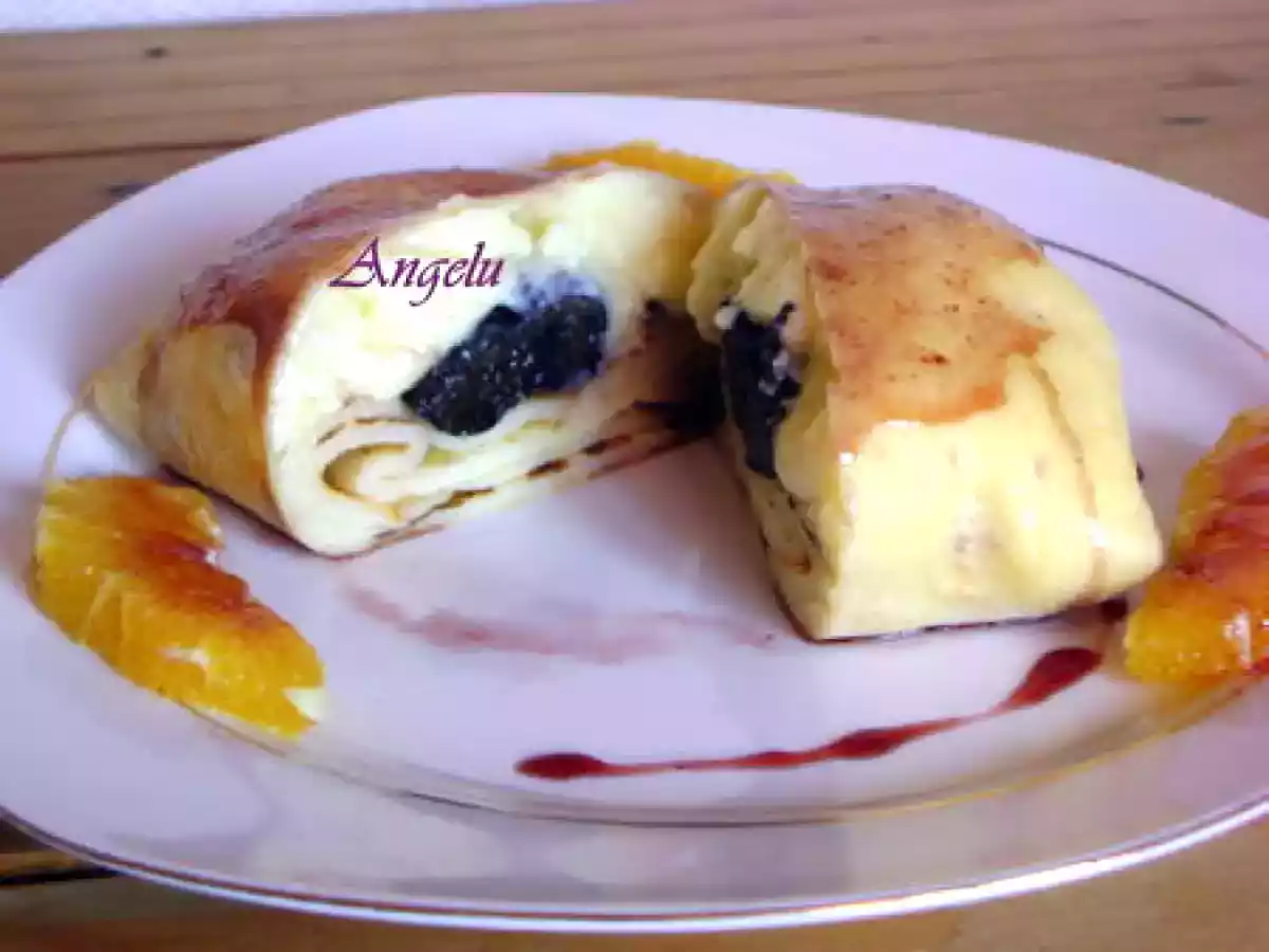 Crêpes fourrées crème pâtissière-pruneaux