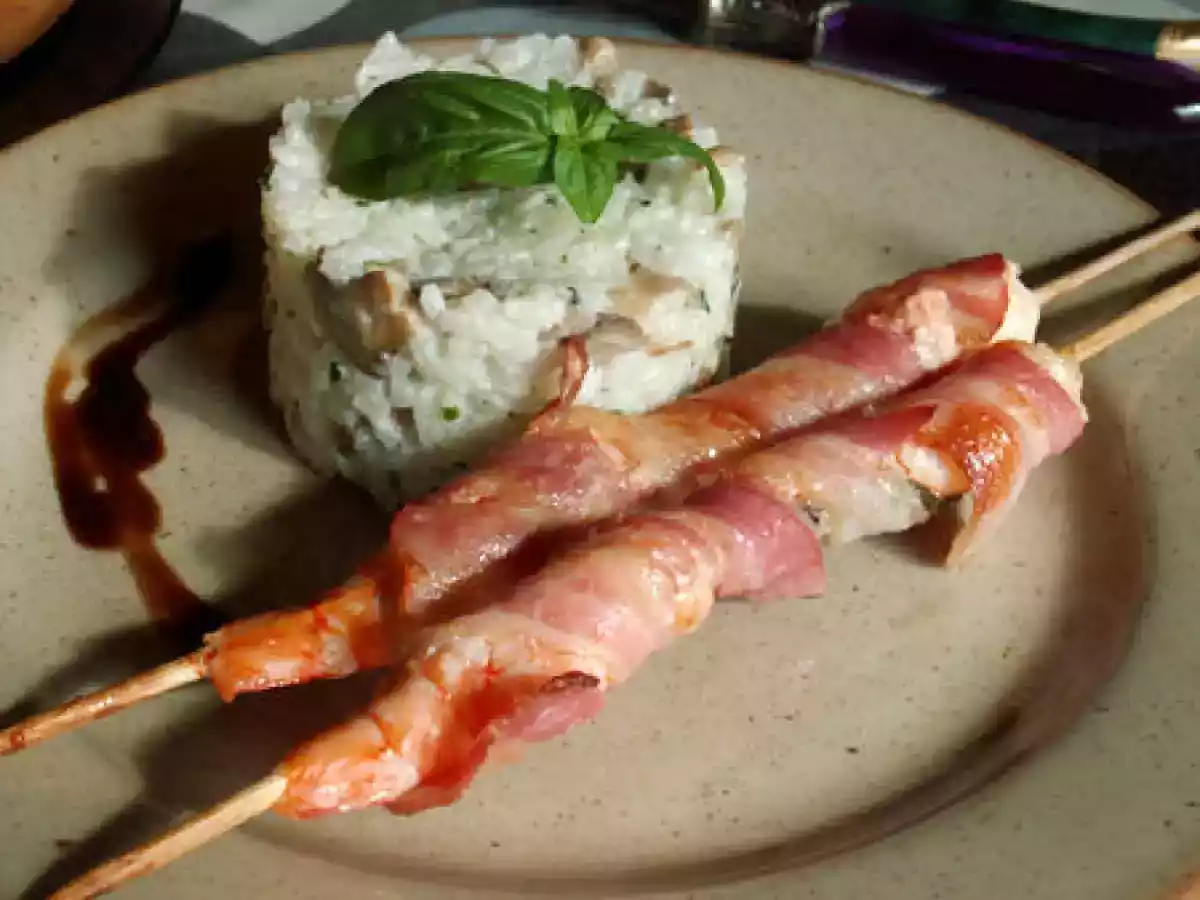 Crevette à la ventrèche et basilic sur brochette