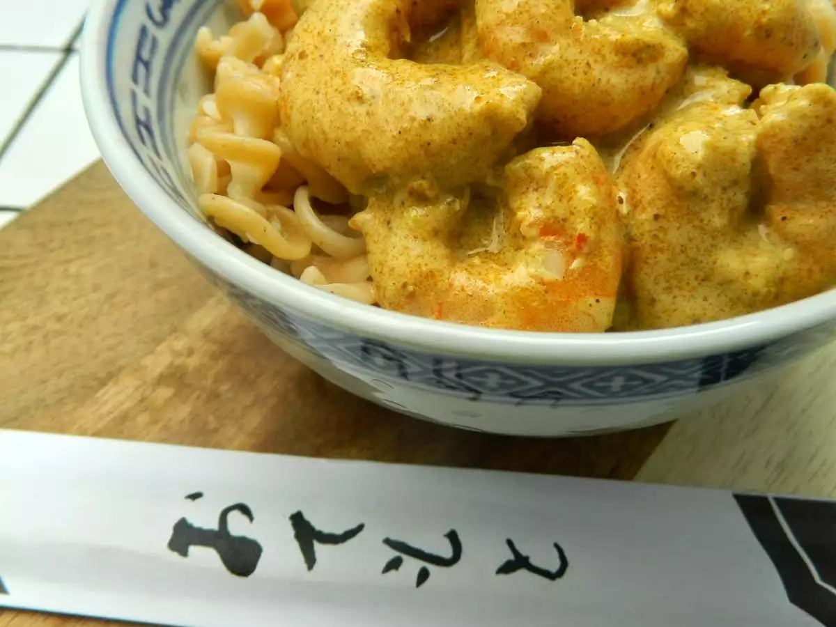 Crevettes au lait de coco et ses tortis de lentilles corail