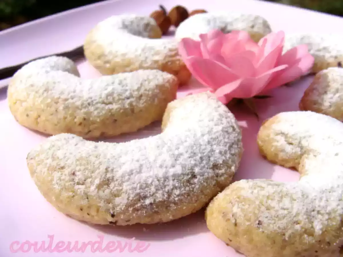 Croissants de lune aux noisettes et à la vanille - photo 2