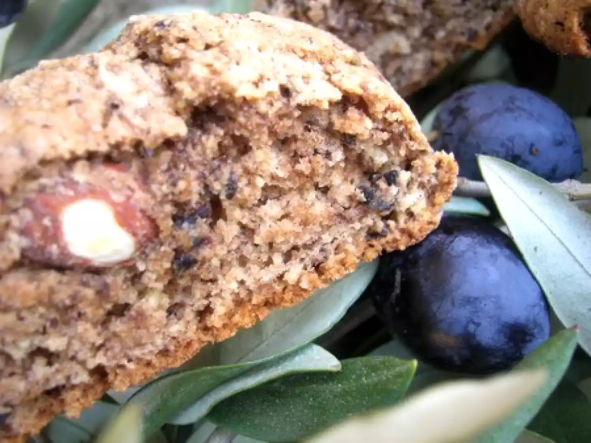 Croquants aux olives et amandes au retour de Carpentras