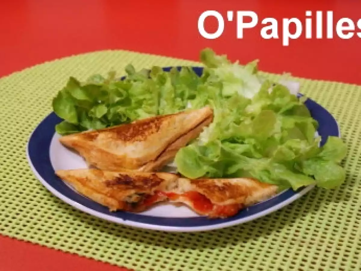 Croque aux tomates cerise, anchois et mozzarella