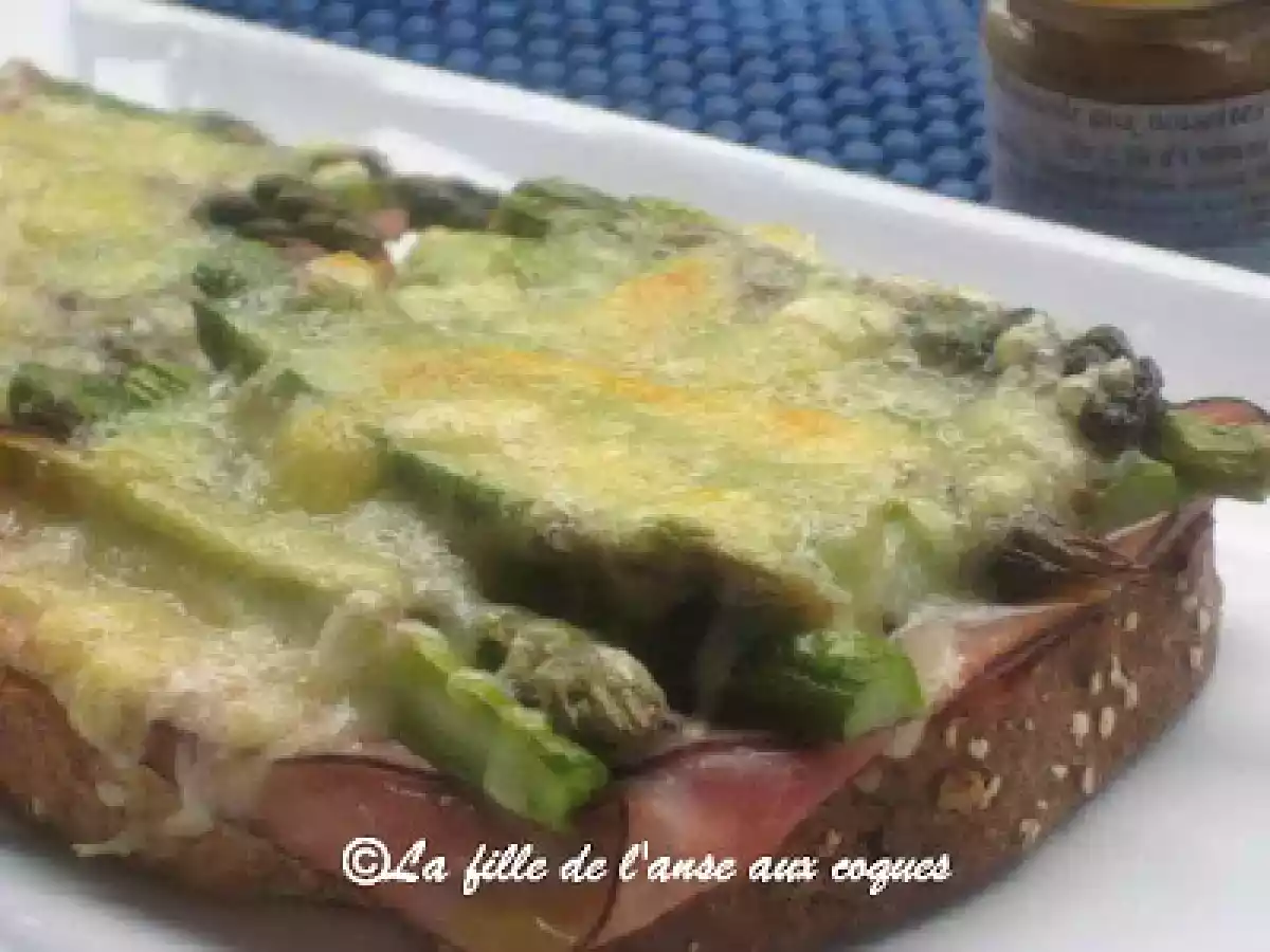 CROQUE-JAMBON ET ASPERGES