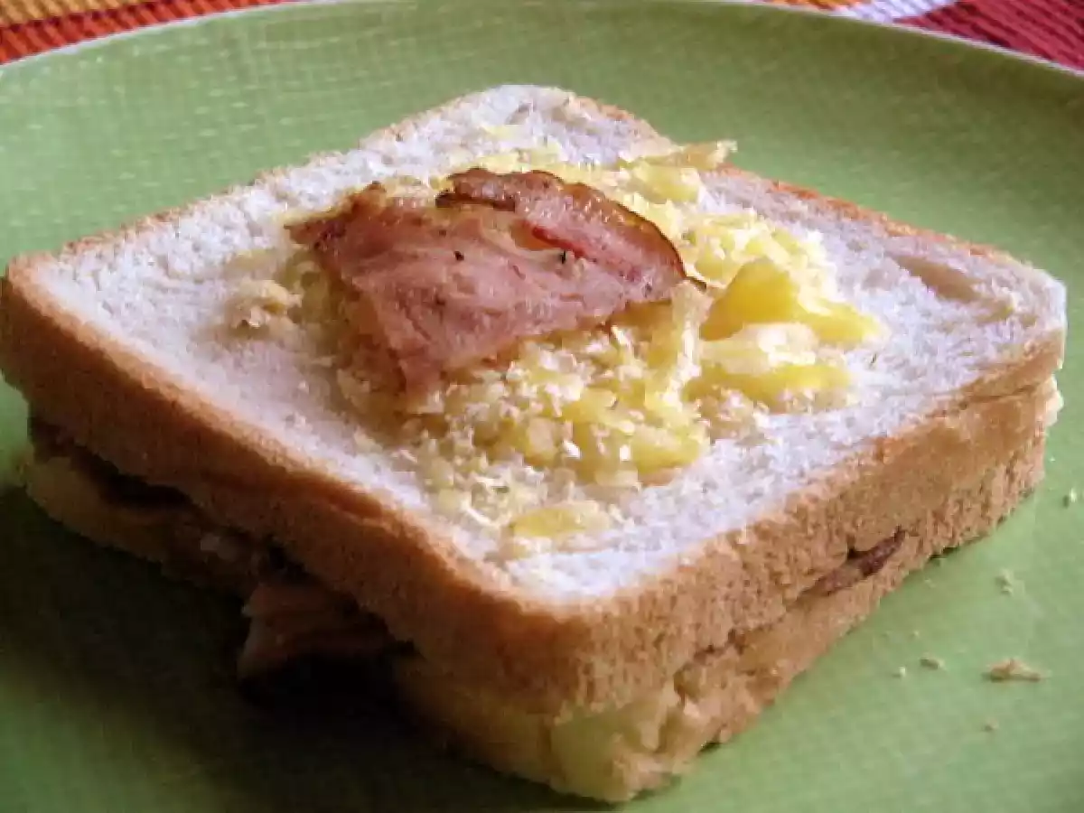 Croque-Monsieur au Pont l?évêque et à l?andouille de Vire
