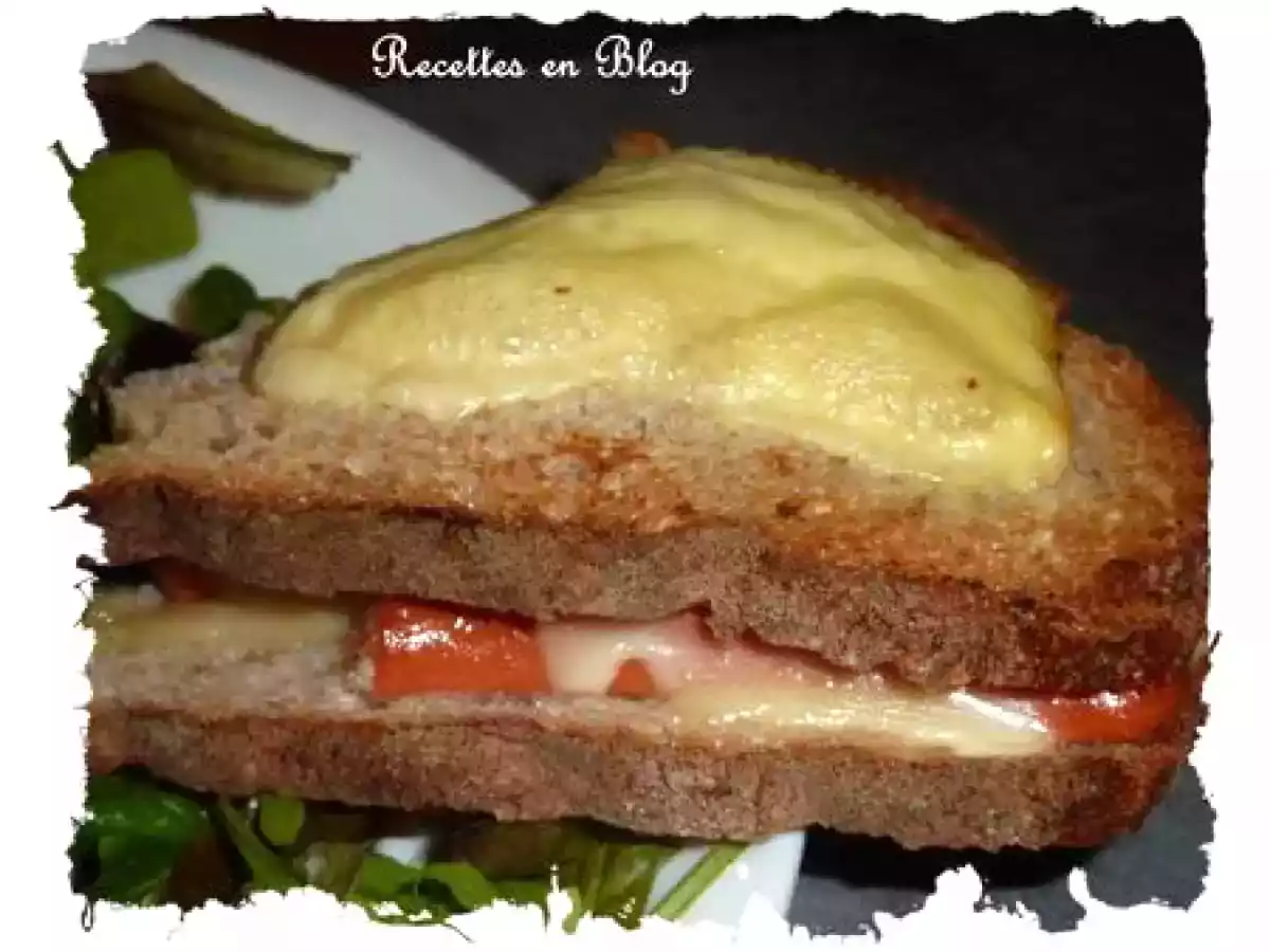 CROQUE MONSIEUR SAUCISSE RACLETTE