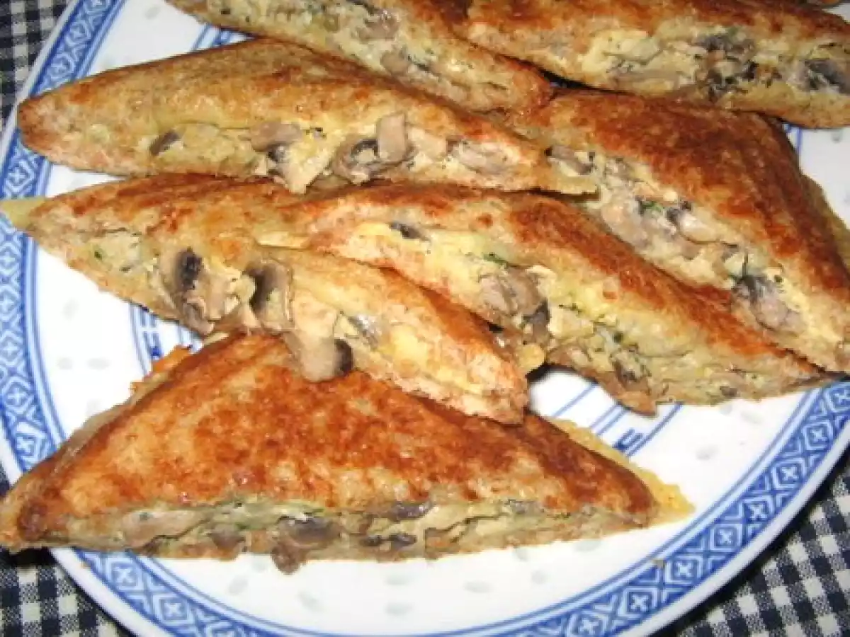 Croque oeufs brouillés champignons
