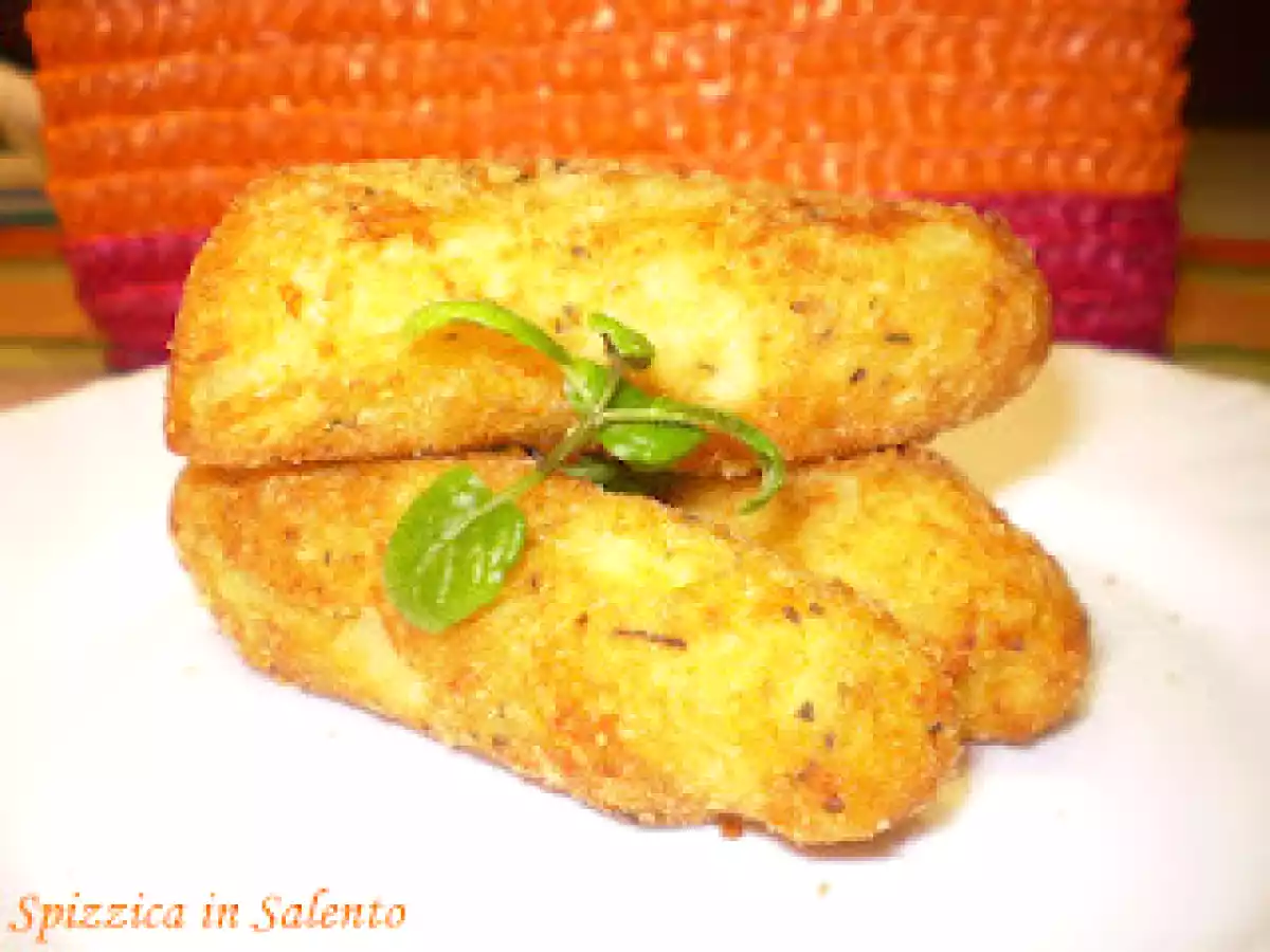 Croquettes de pommes de terre, fromage et menthe
