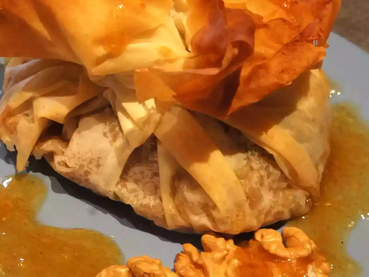 CROUSTILLANT AUX POMMES ET AUX NOIX