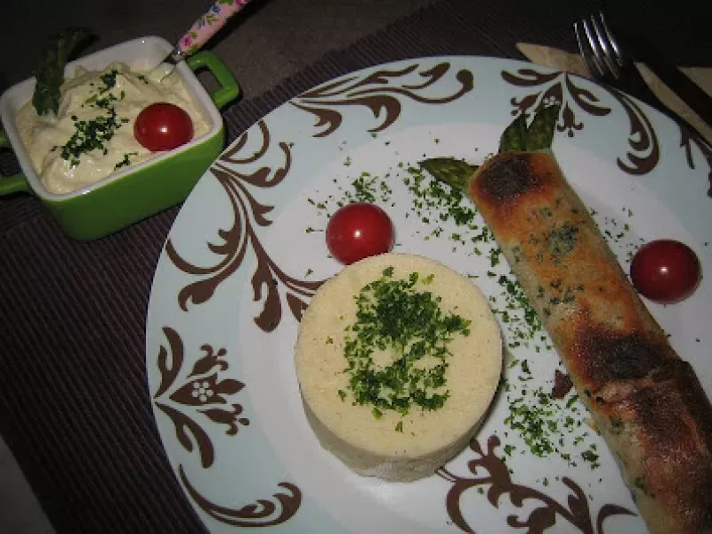 Croustillant d'asperges vertes, sauce mousseline au parmesan!!!!, photo 1