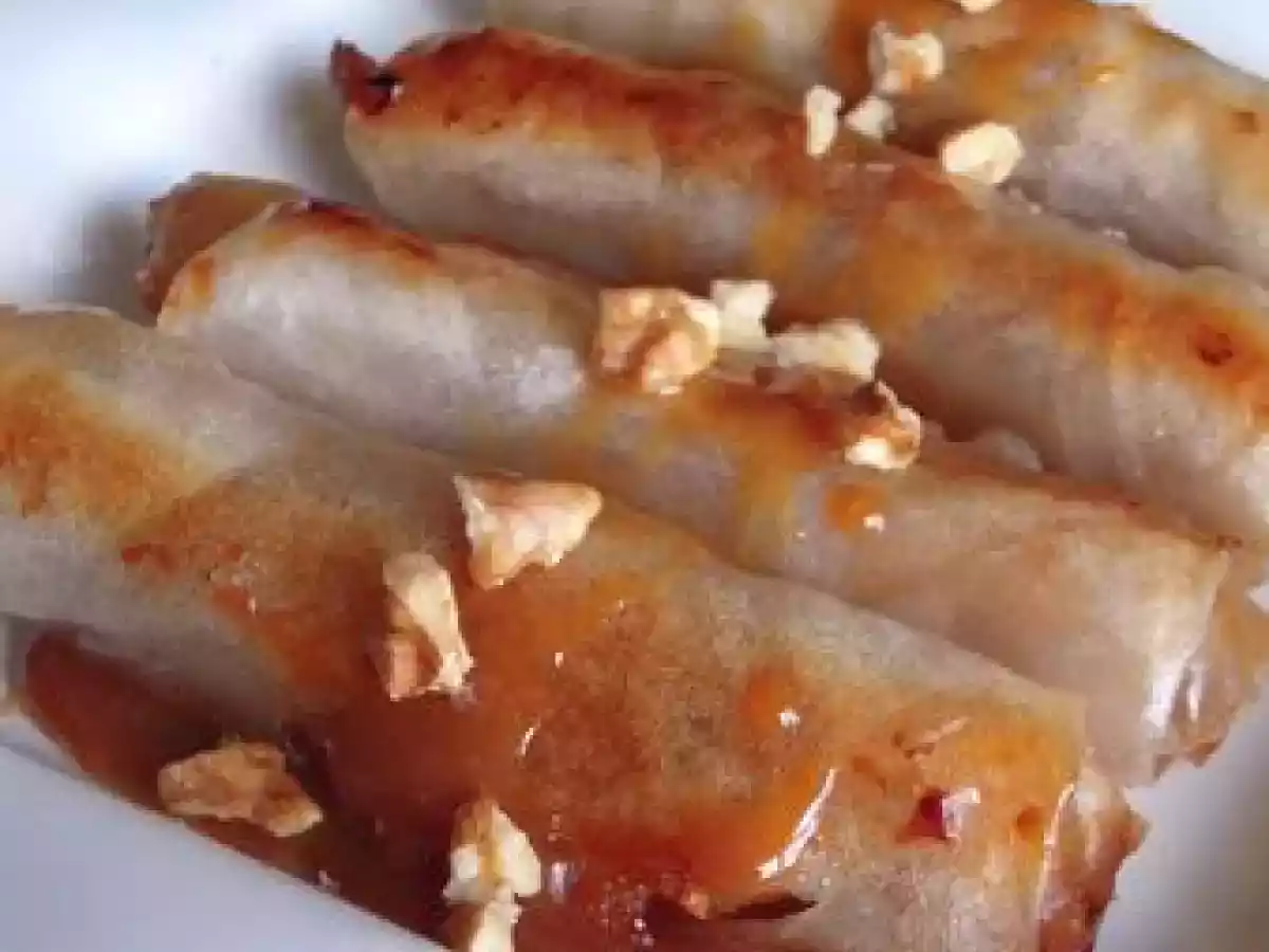 Croustillant de pommes et noix au caramel beurre salé