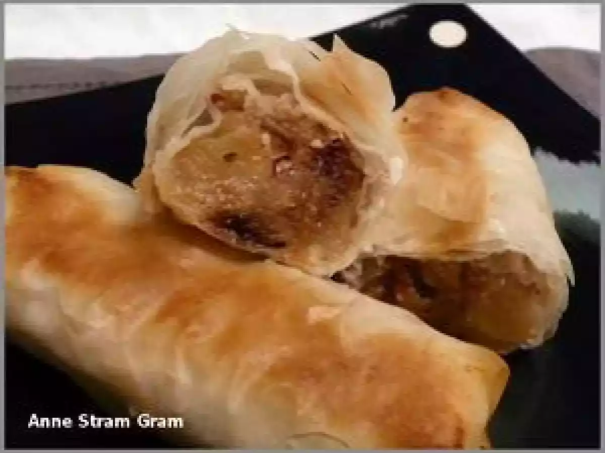 Croustillants aux pommes, pruneaux et noix