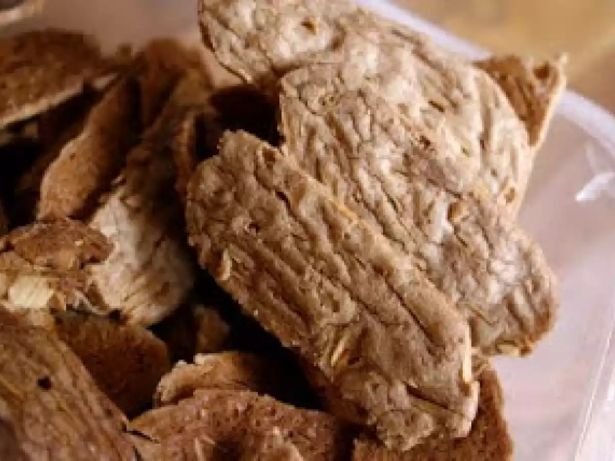 Croustilles aux amandes.