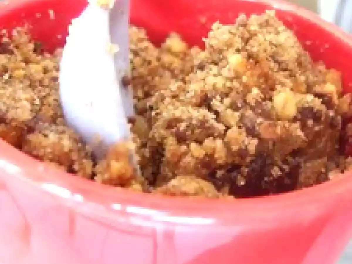 Crumble 3 fruits, pomme, poire, pruneau