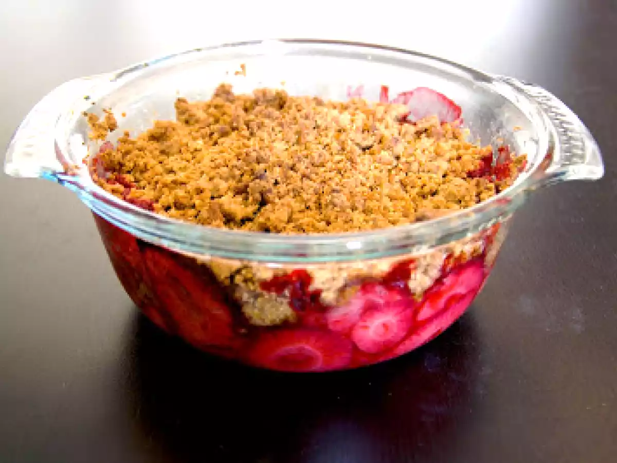 Crumble aux fraises et aux spéculos