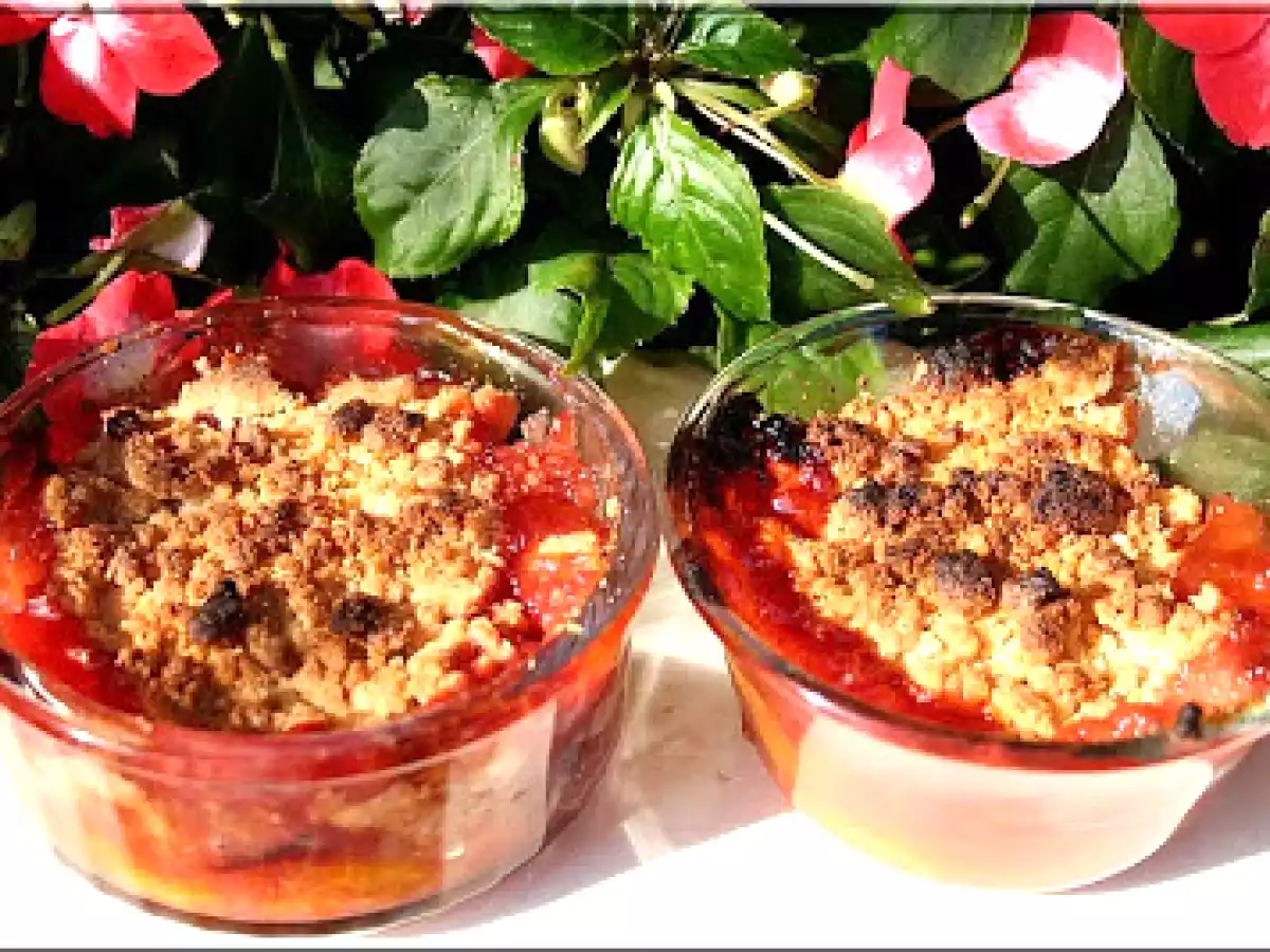 CRUMBLE AUX QUETSCHES ET CANNELLE