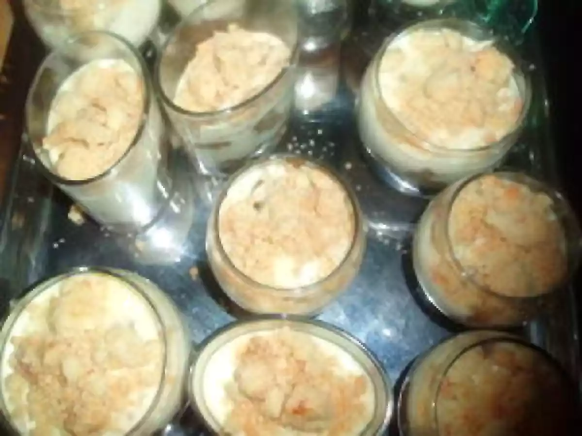 Crumble d'aubergines à la crème de chévre, en verrines - photo 2