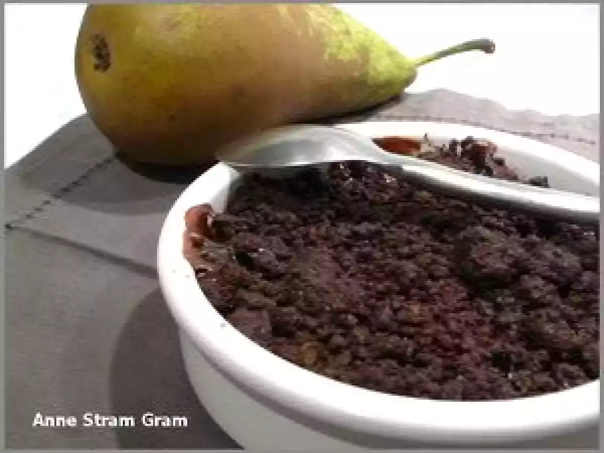 Crumble de cacao à la poire et à la cannelle