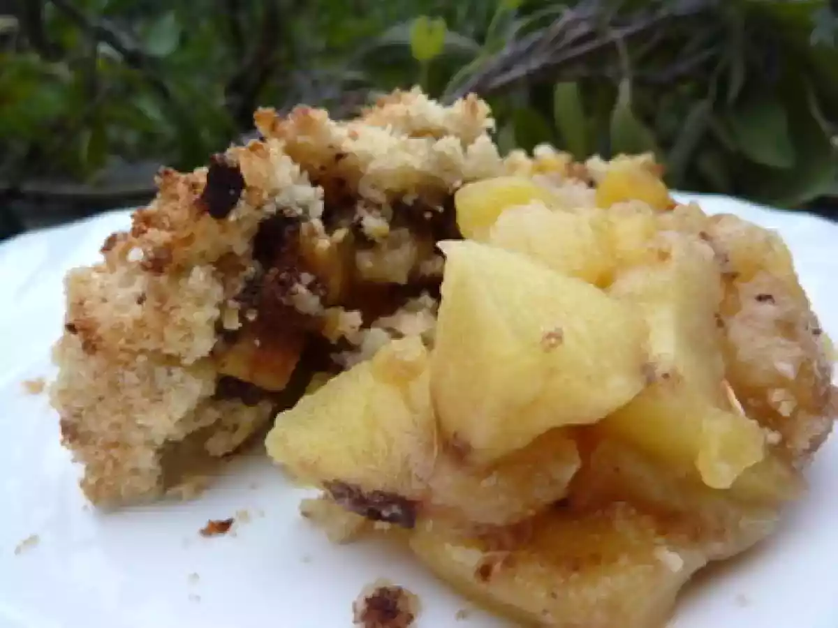 Crumble de poires aux flocons d'avoine et chocolat