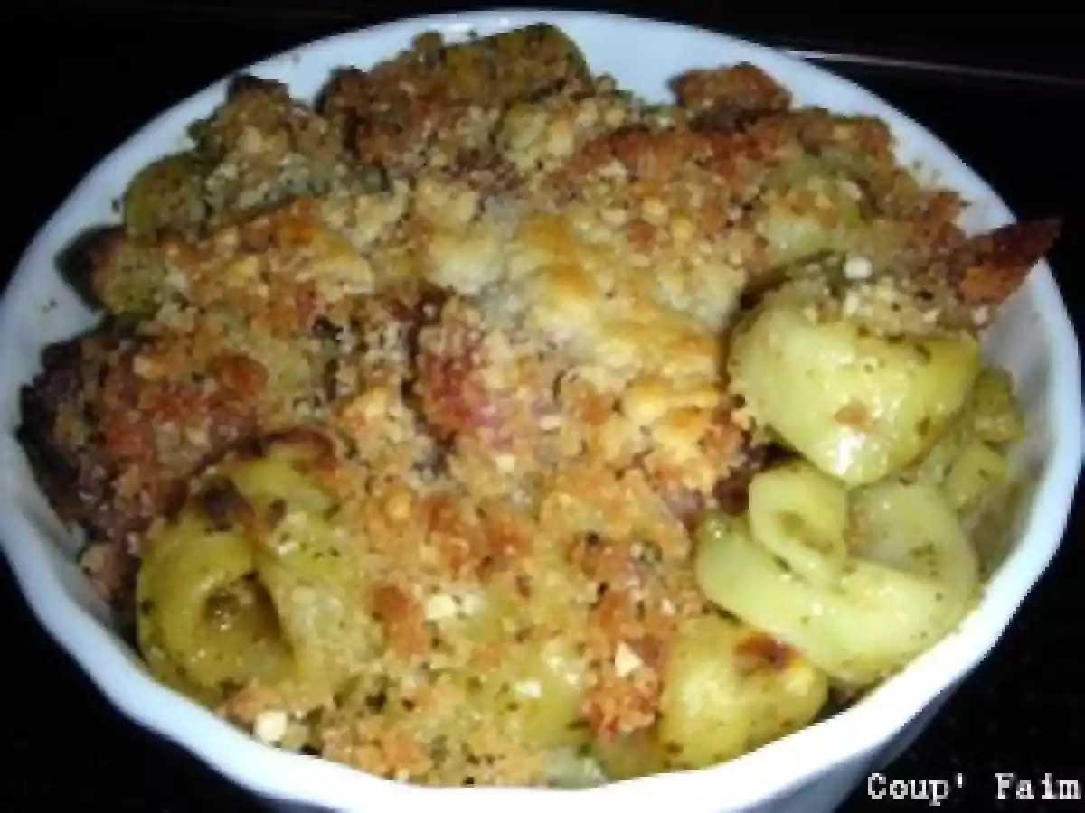 Crumble de tortellini au pesto, jambon cru et parmesan ... - photo 2