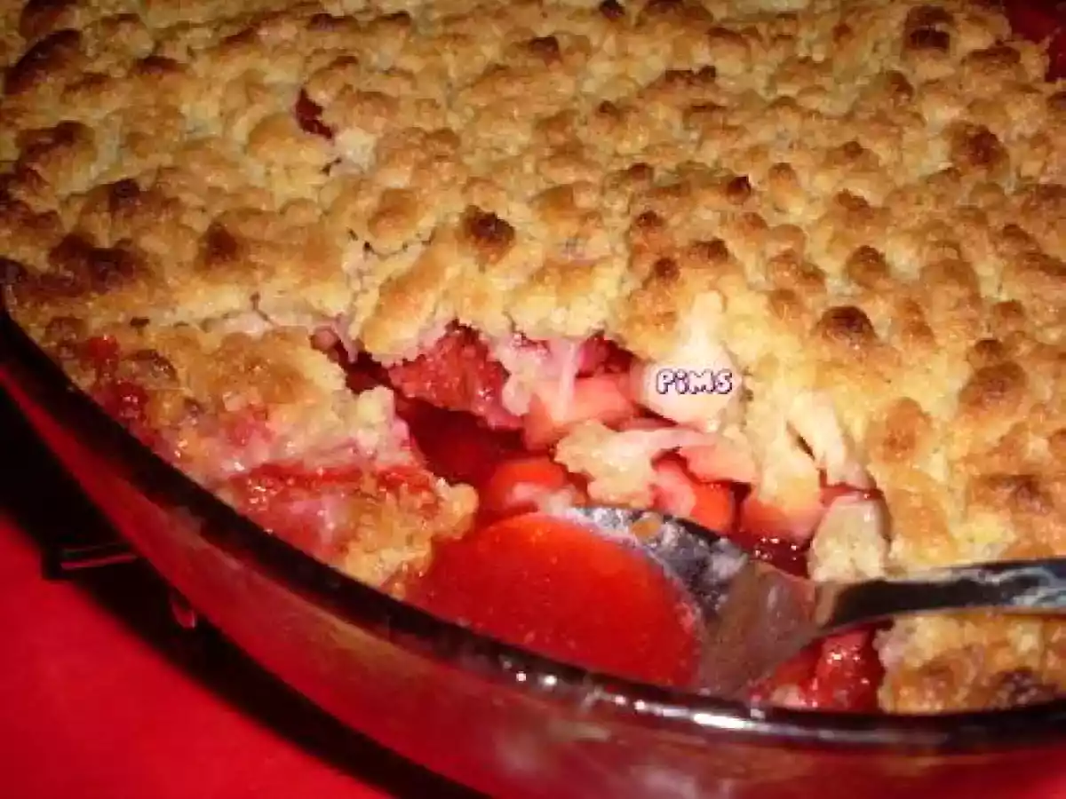 Crumble pommes / fraises / framboises