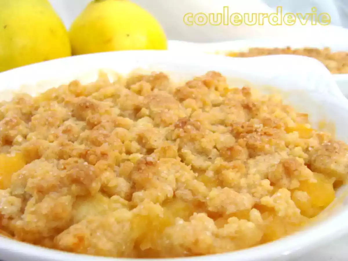Crumble pommes, poires et coings