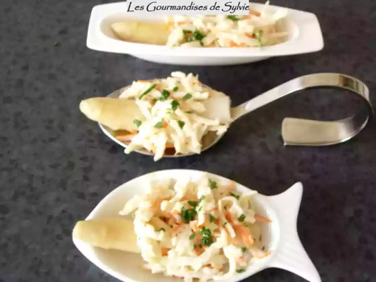 Cuillère à la Chair de Crabe sur Pointe d'Asperge