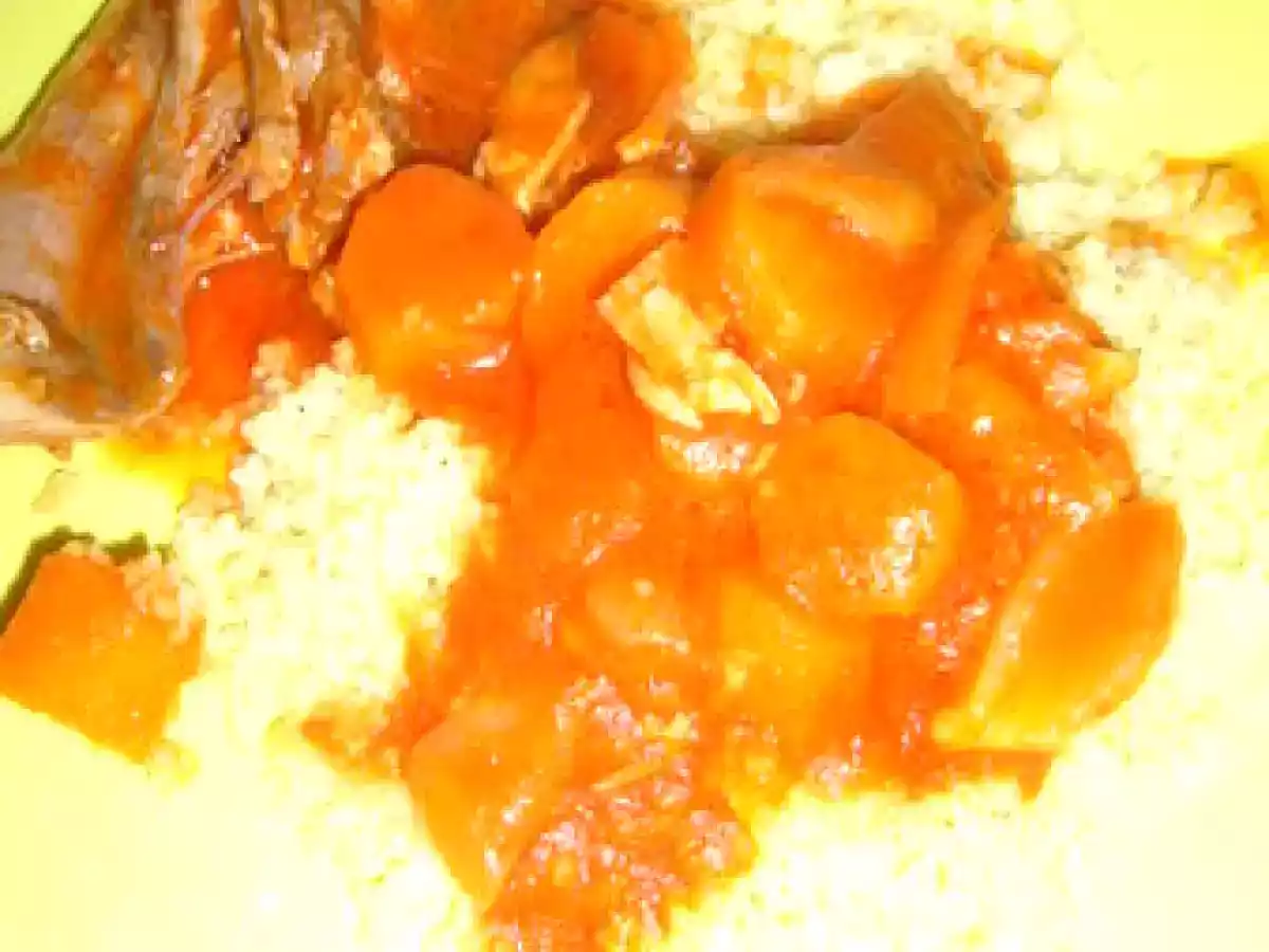 CUISSE DE DINDE TOMATE CAROTTES