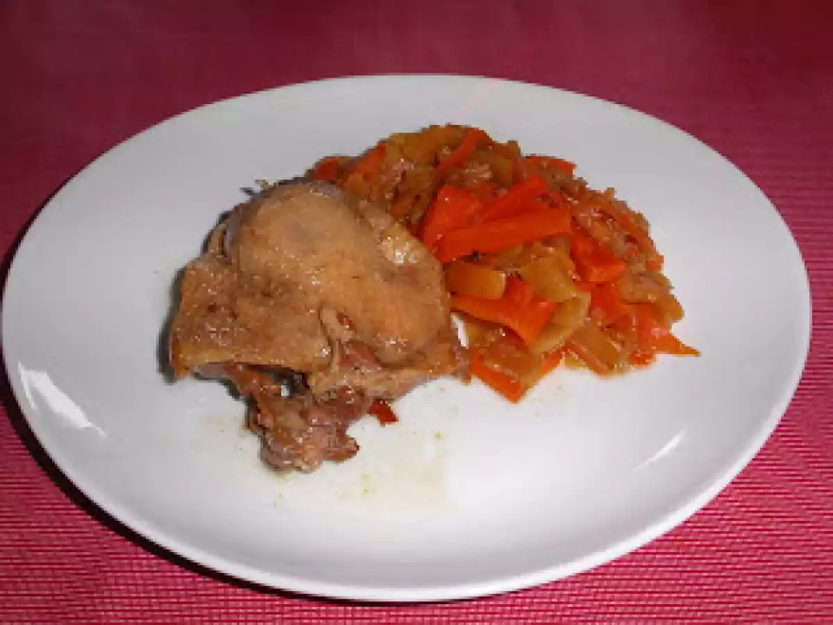 Cuisses de canard confit et cocotte de légumes