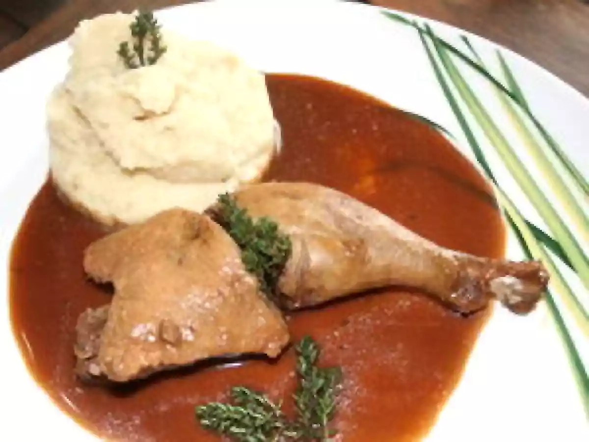 Cuisses de canard et purée de céleri-rave