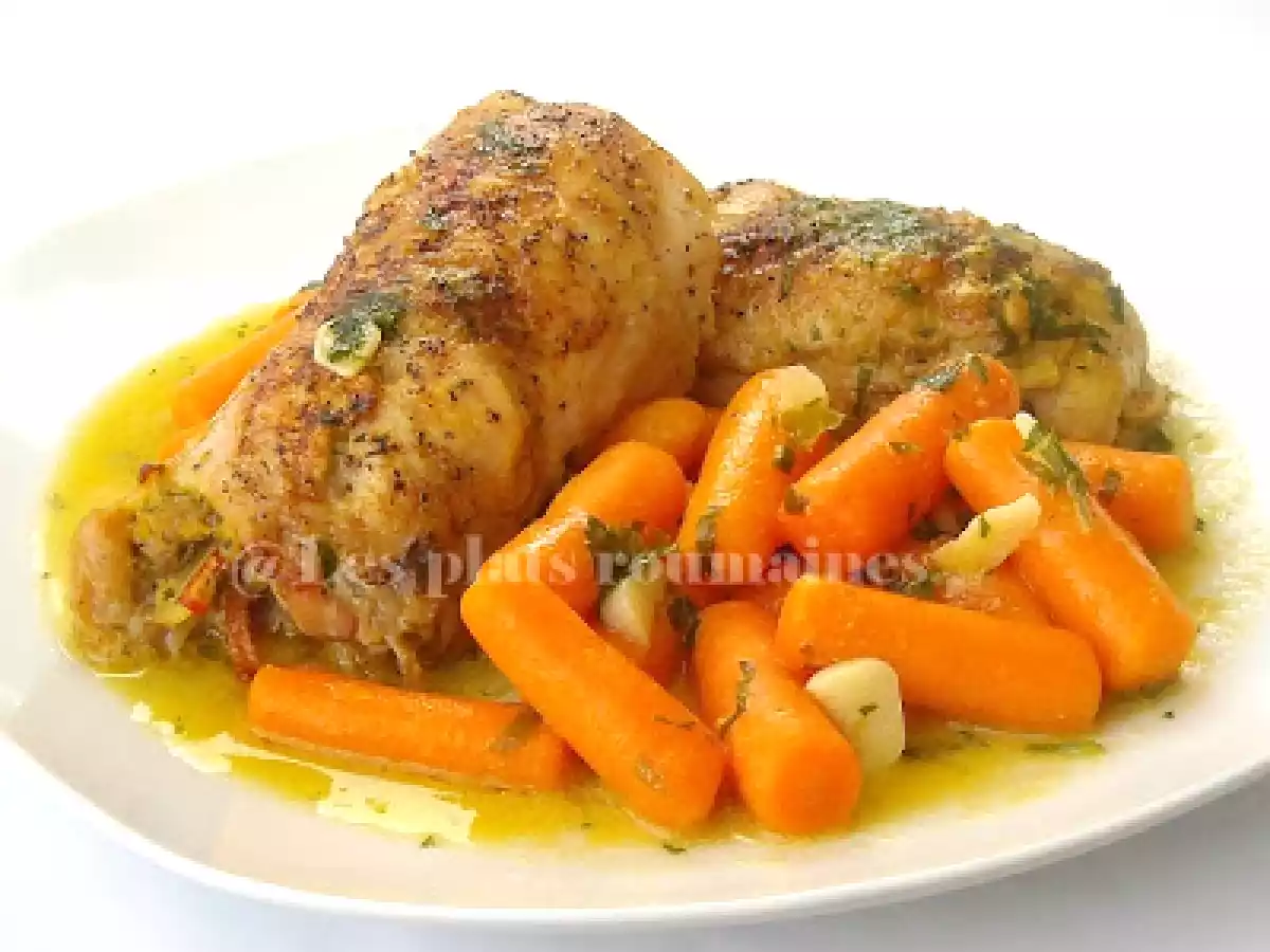 Cuisses de poulet farcies aux carottes sautées