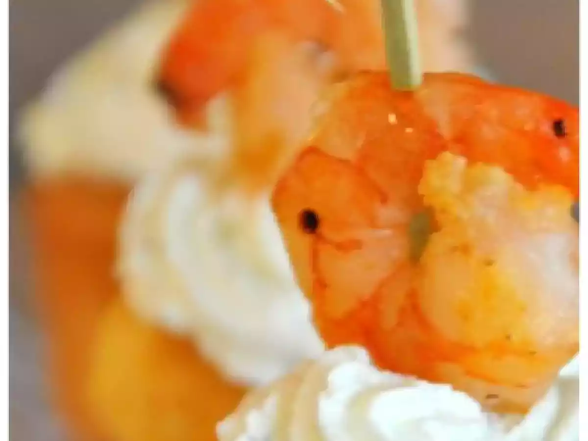 Cupcakes au saumon fumé, chantilly citron et aneth - photo 2