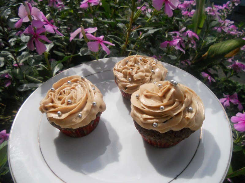 Cupcakes chocolat et crème au beurre praliné, Recette Ptitchef