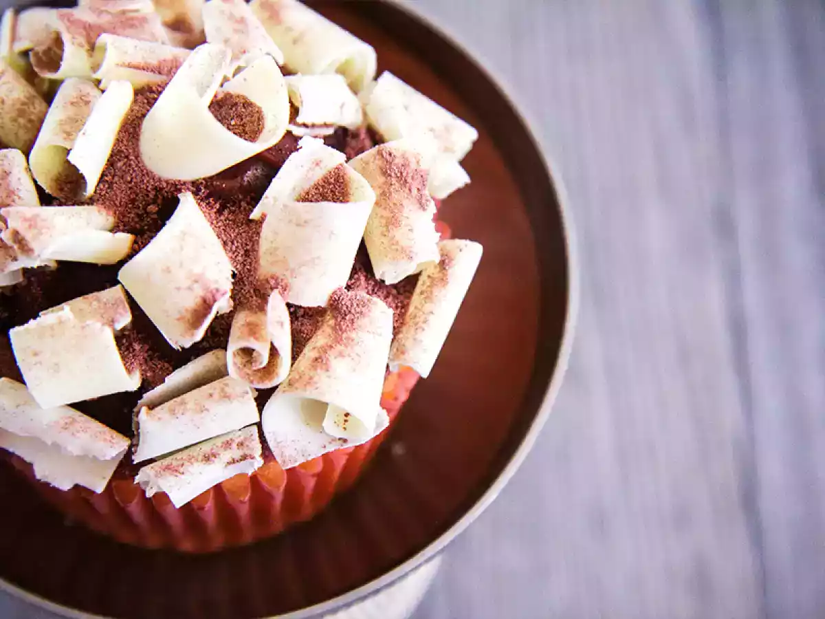 Cupcakes coeur Nutella, glaçage Milka et chocolat blanc - photo 4