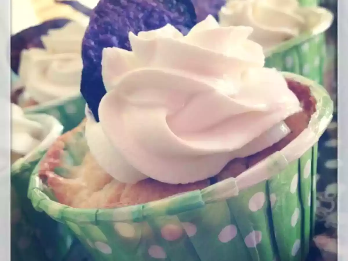 Cupcakes roquefort, poire et noix
