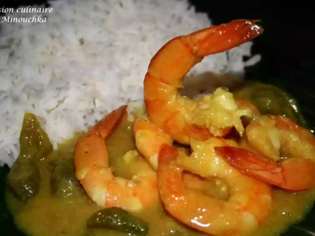 Curry de crevettes à la mangue verte et au lait de coco