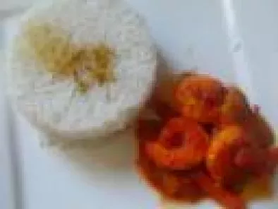 Curry de crevettes aux petits légumes parfumé au lait de coco