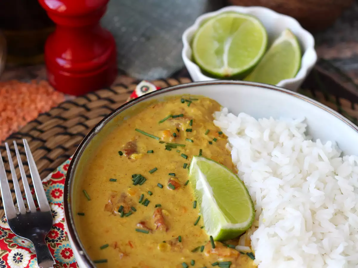 Curry de lentilles corail au lait de coco : recette facile et crémeuse - photo 2