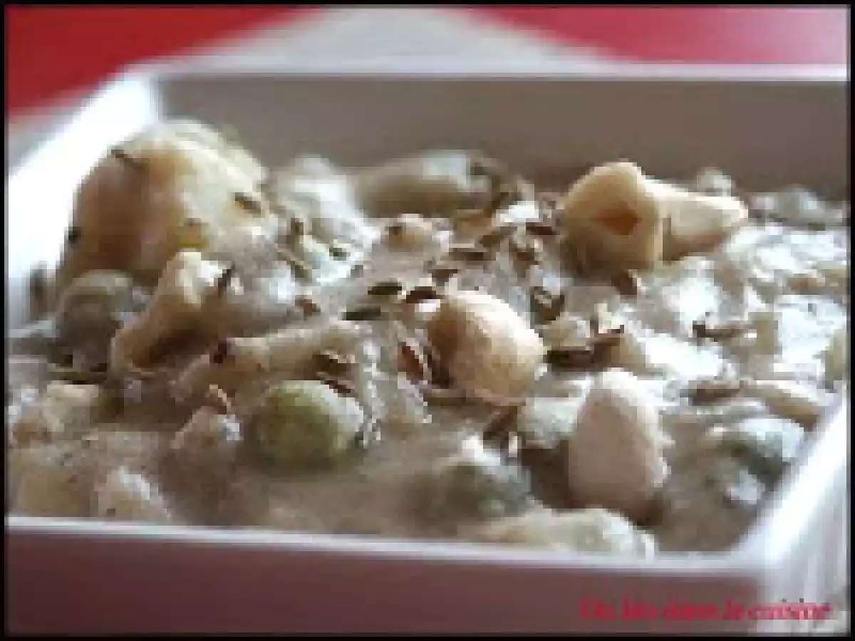 Curry végétarien pommes de terre-petits pois