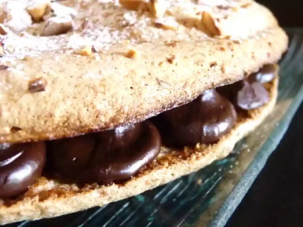 DACQUOISE AU CHOCOLAT ET AUX NOISETTES DE PIERRE HERME