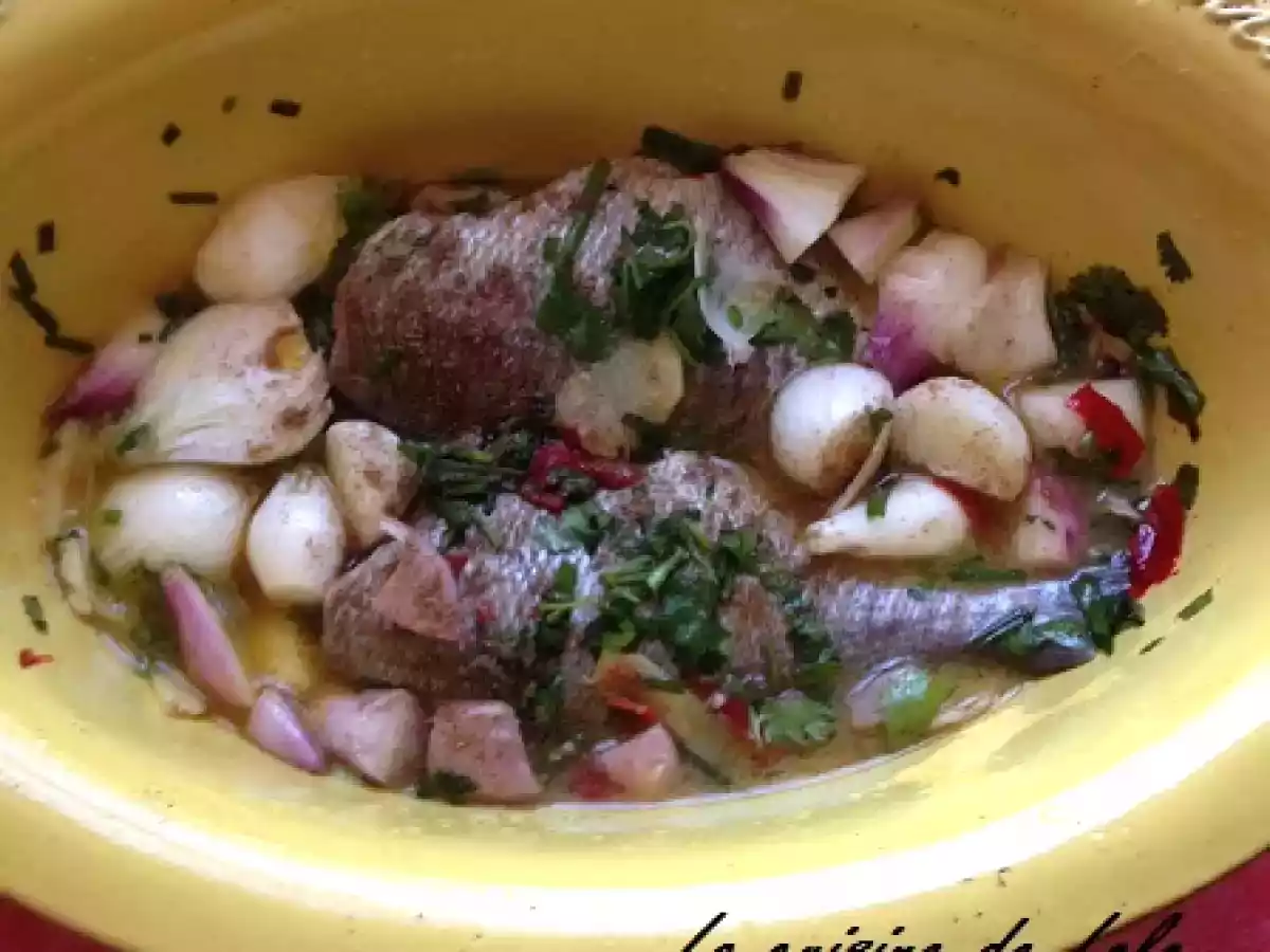 Daurade marinée, gingembre, citron et piment