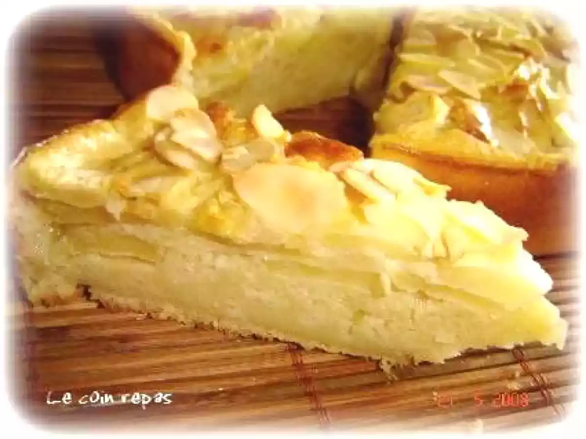 Délicieux gâteau aux pommes et aux amandes un peu allégé