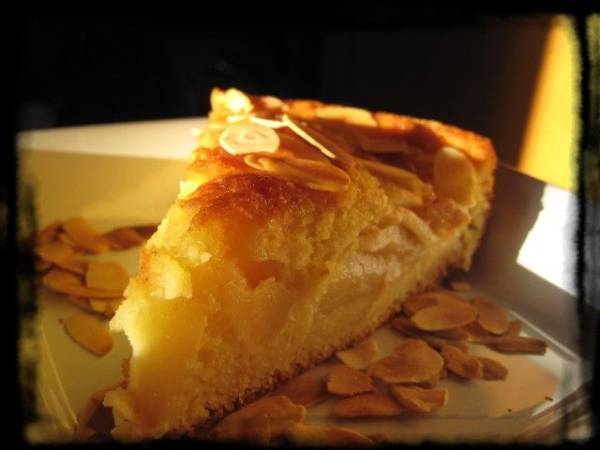 Délicieux gâteau pommes/amandes sucré au miel!!