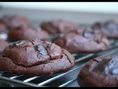 Des Cookies tout chocolat outrageusement délicieux ou outrageous sans en manger un seul - photo 2
