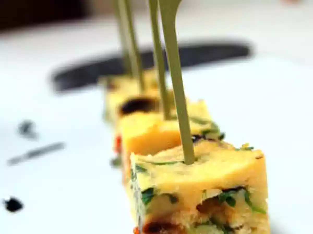 Dés de polenta roquette & chorizo